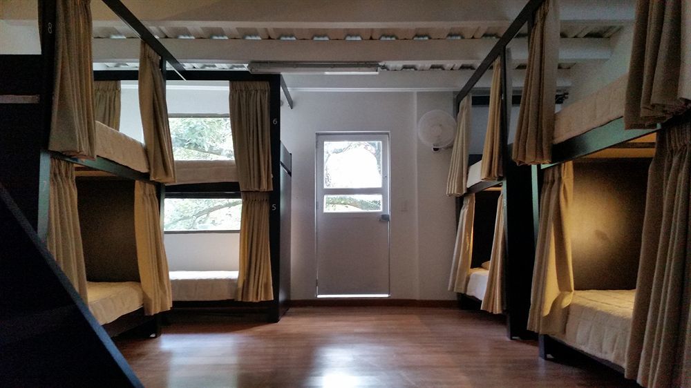 Hostal Lleras Calle 8 Medellín Esterno foto